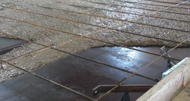 بتن خود تراکم scc تعریف، کاربرد و مزایای بتن خود متراکم-بهسازان